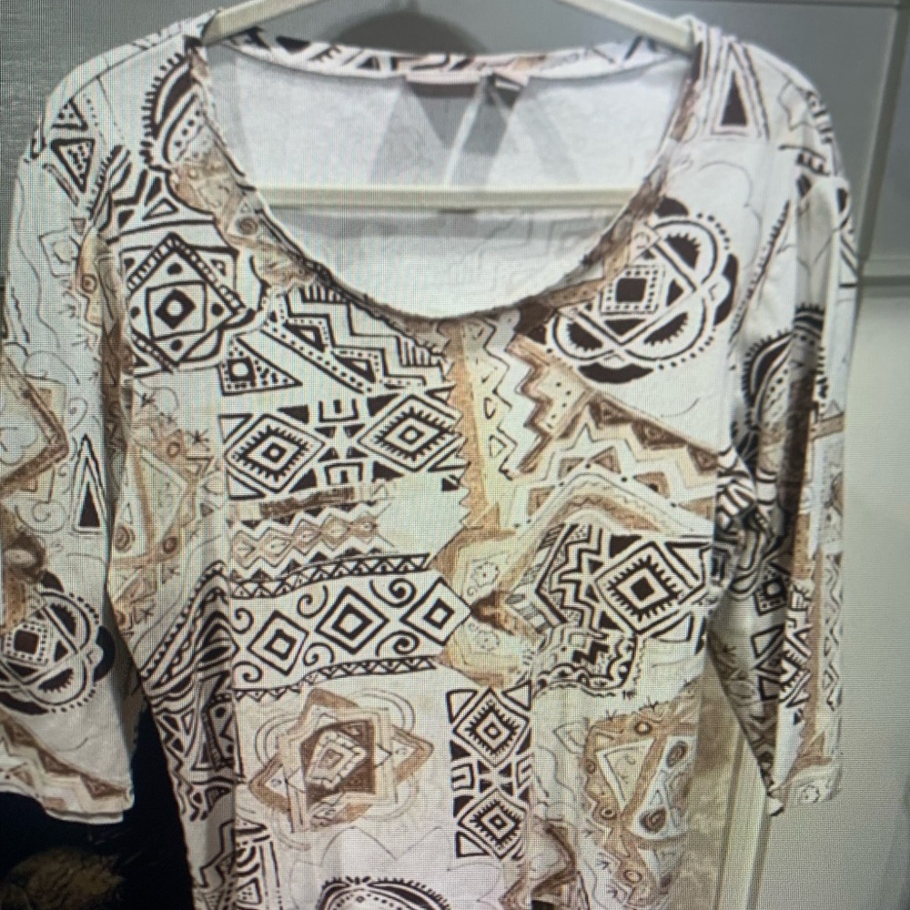 Geometric Patterned Women's Top